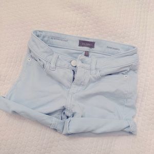 Girls DL 1961 shorts in light blue, size 7. Like new